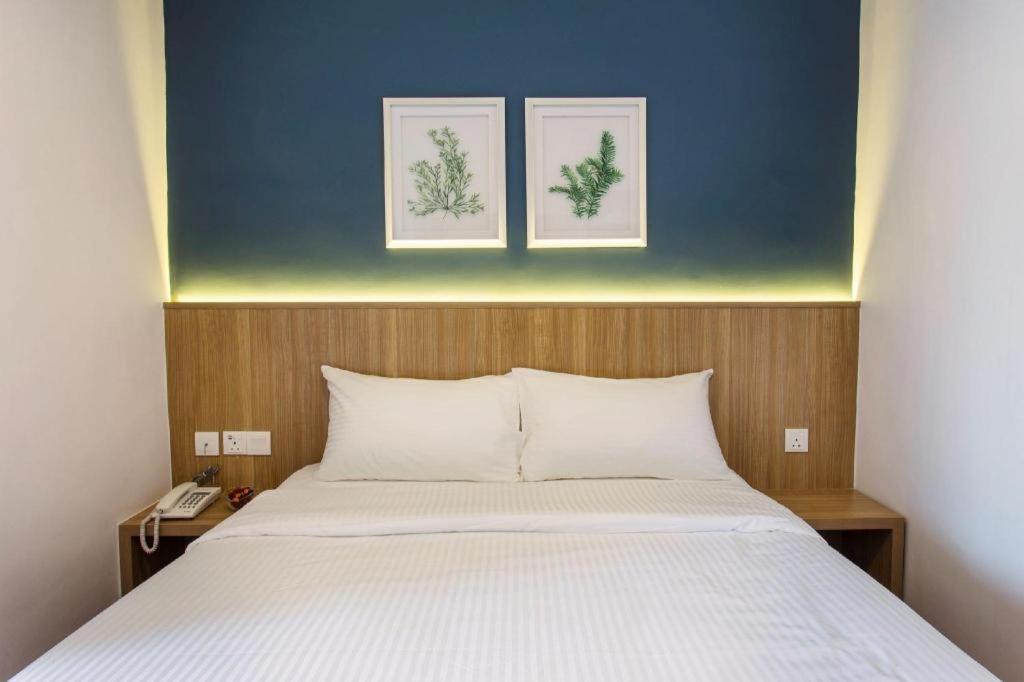Hotel Insuna Johor Bahru Bagian luar foto