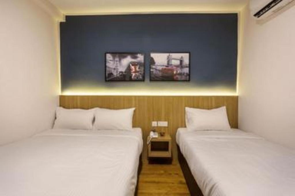 Hotel Insuna Johor Bahru Bagian luar foto